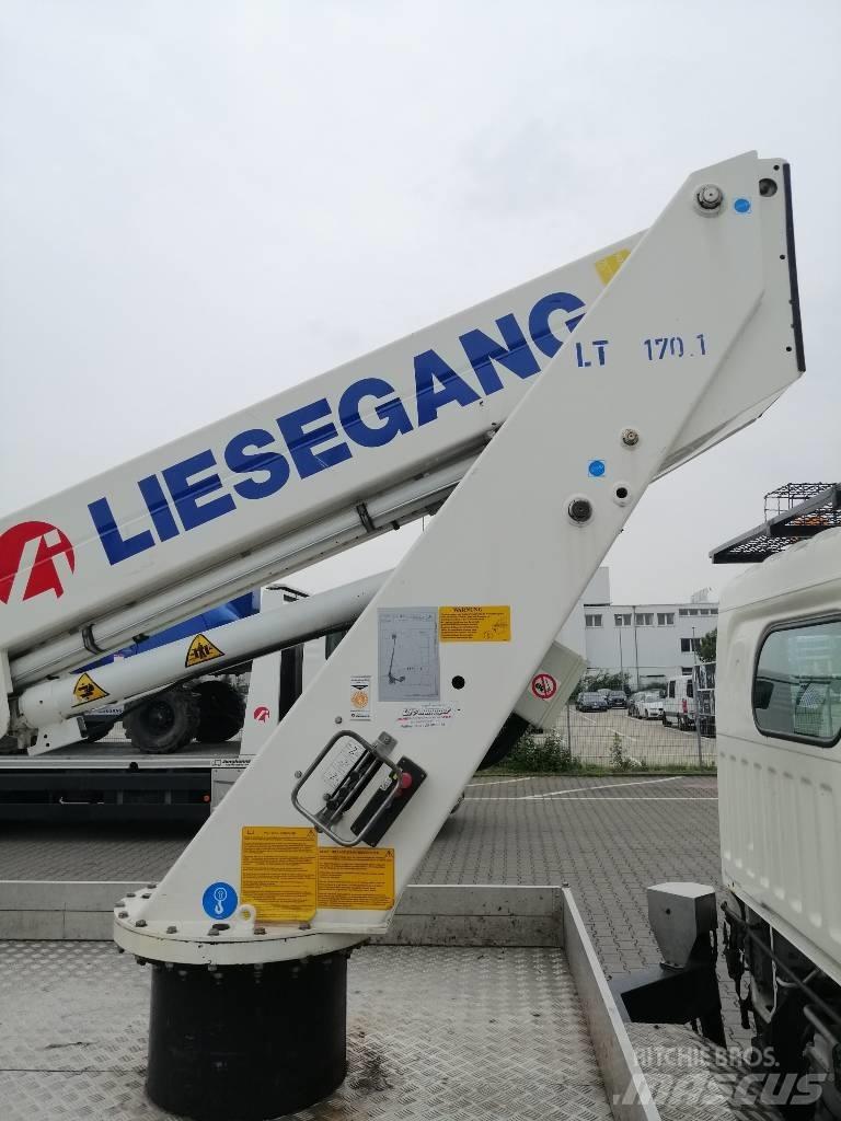 GSR E 179 T Εναέριες πλατφόρμες τοποθετημένες σε φορτηγό