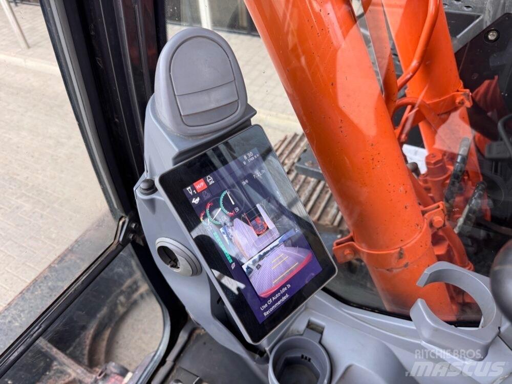 Hitachi ZX135USBL-7 Εκσκαφείς με ερπύστριες
