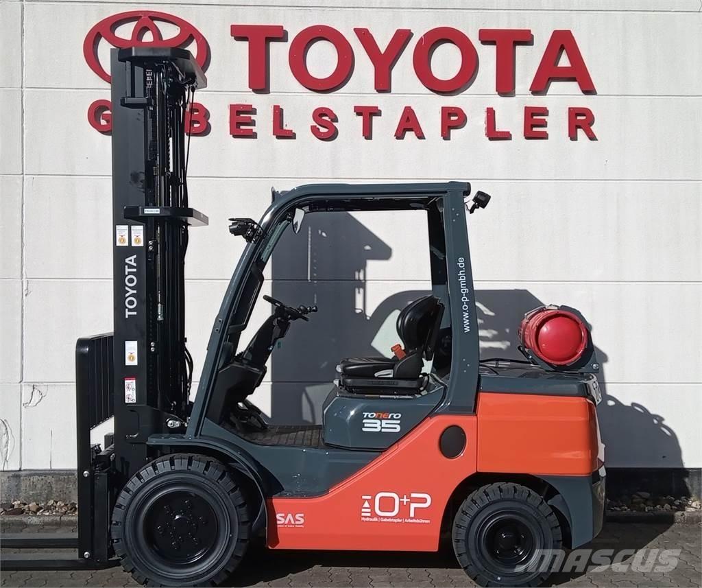 Toyota 02-8FGJF35 Περονοφόρα ανυψωτικά κλαρκ με φυσικό αέριο LPG