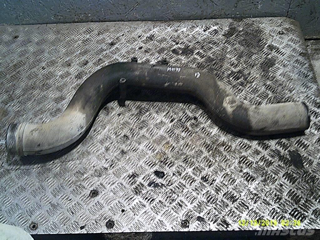 MAN TGA  51094113442 Καλοριφέρ