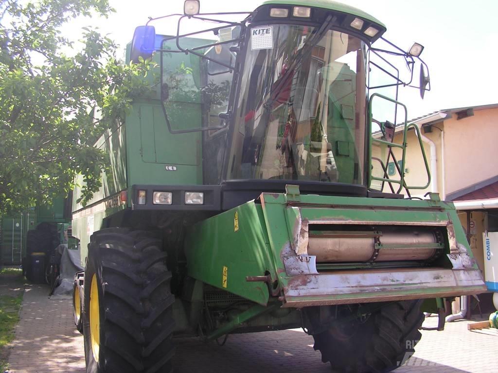 John Deere 2056 Θεριζοαλωνιστικές μηχανές
