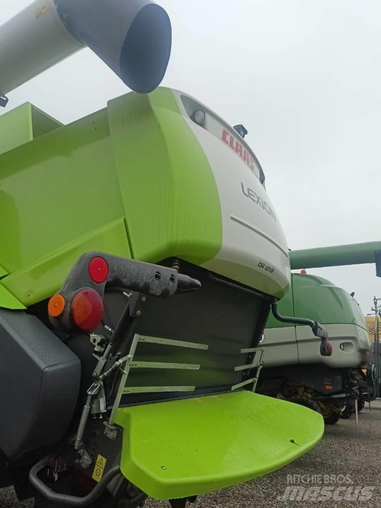 CLAAS Lexion 670 Θεριζοαλωνιστικές μηχανές