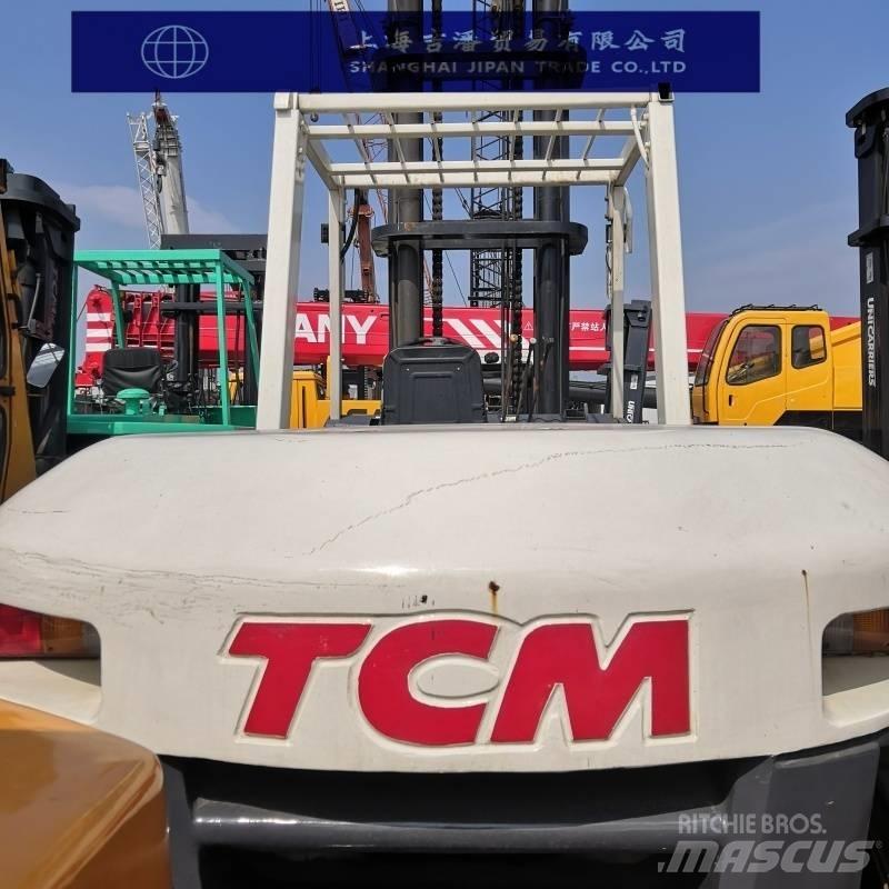 TCM 100 Πετρελαιοκίνητα Κλαρκ