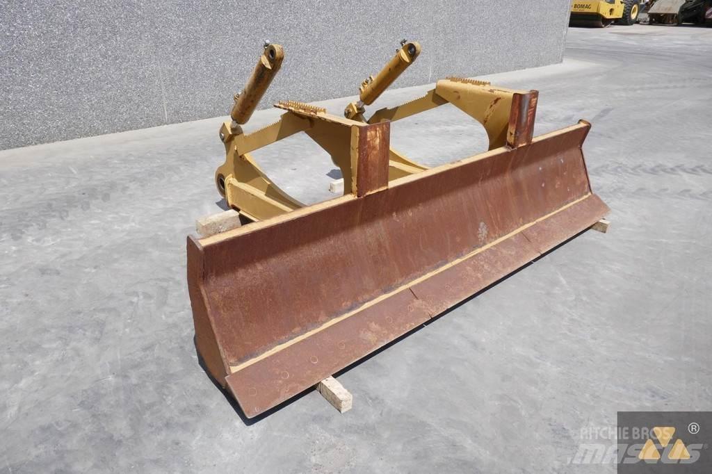 CAT Skidder blade Πτερύγια