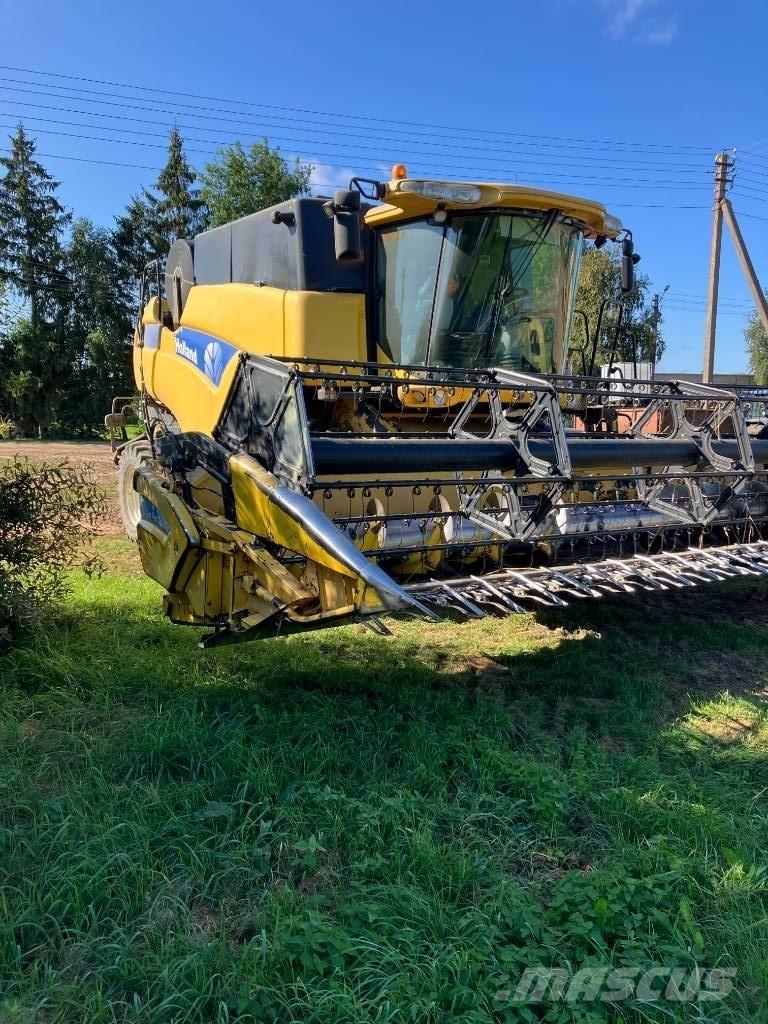 New Holland CX 8080 Θεριζοαλωνιστικές μηχανές