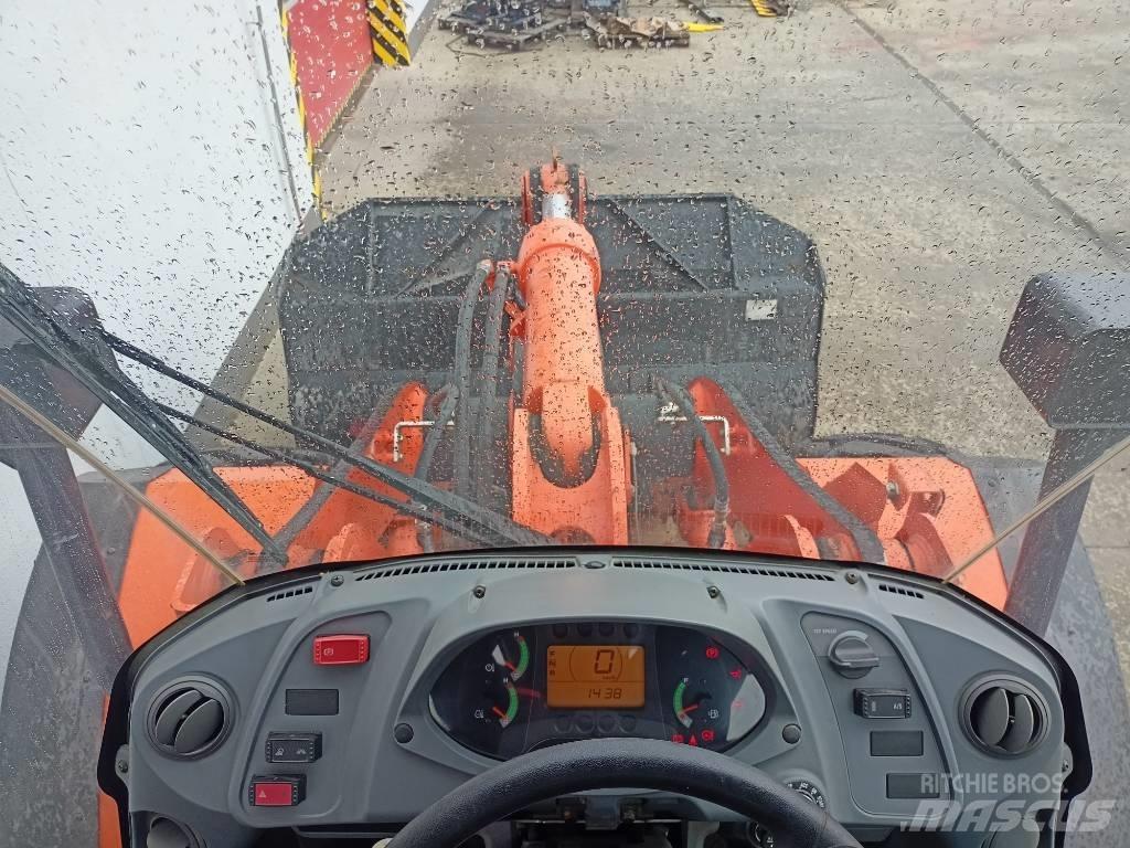 Hitachi ZW150 Φορτωτές με λάστιχα (Τροχοφόροι)