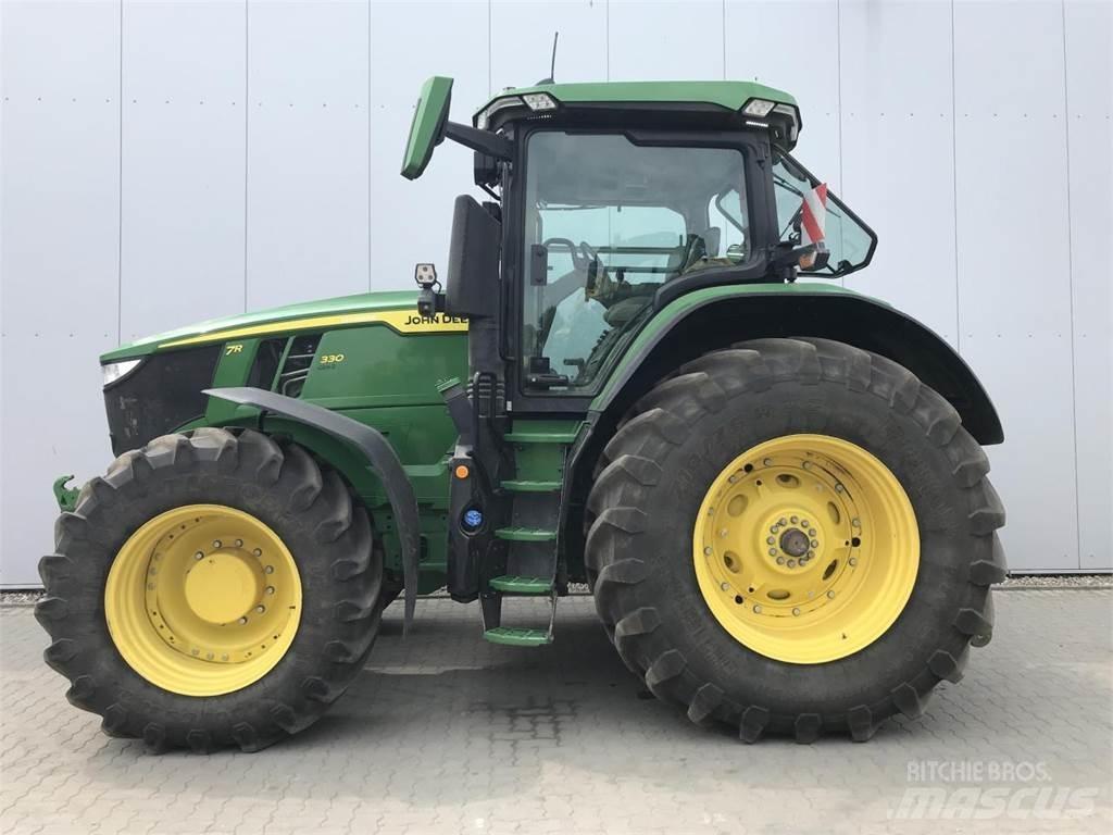 John Deere 7R 330 Τρακτέρ