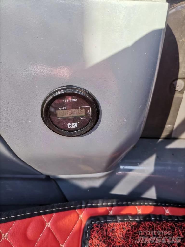 CAT 336 Αμφίβιοι εκσκαφείς