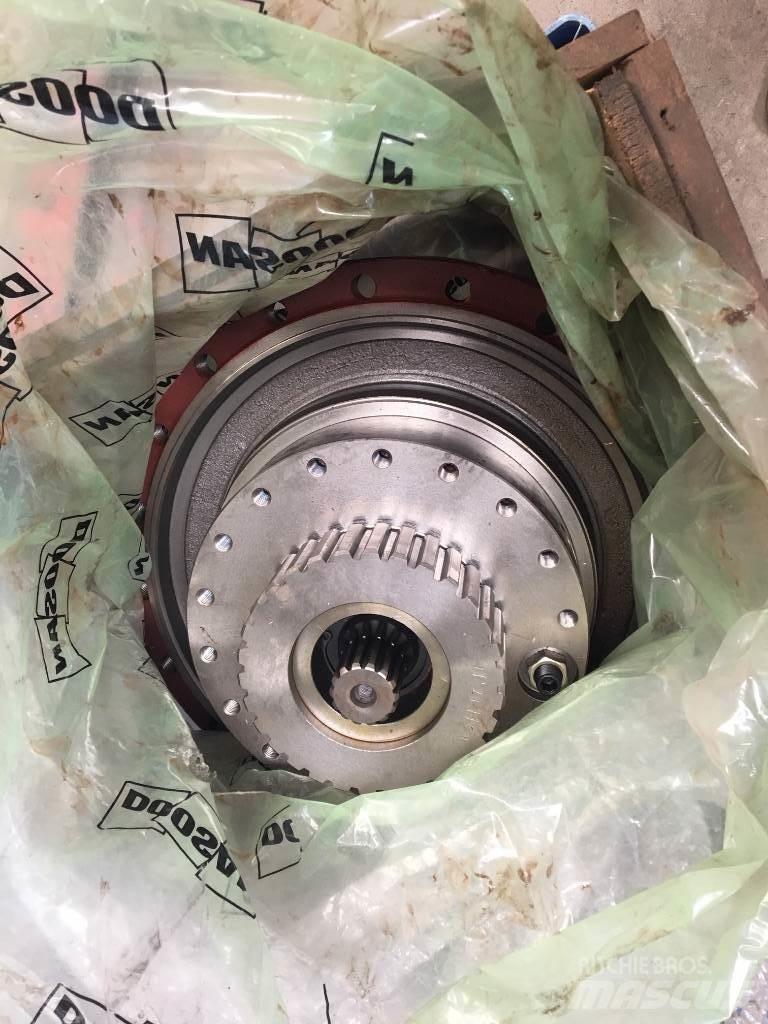 Doosan DX 300 Εκσκαφείς με ερπύστριες