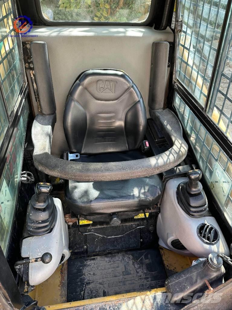 CAT 226 B Φορτωτάκια