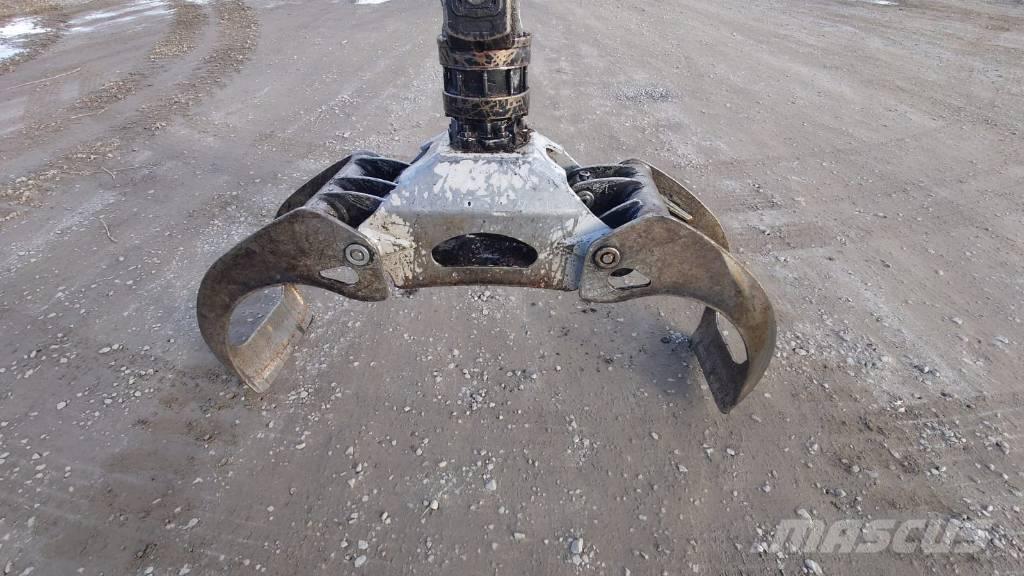 Komatsu 845 Μεταφορείς ξυλείας