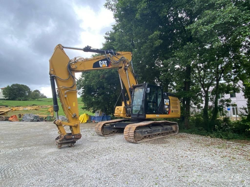 CAT 326 F Εκσκαφείς με ερπύστριες