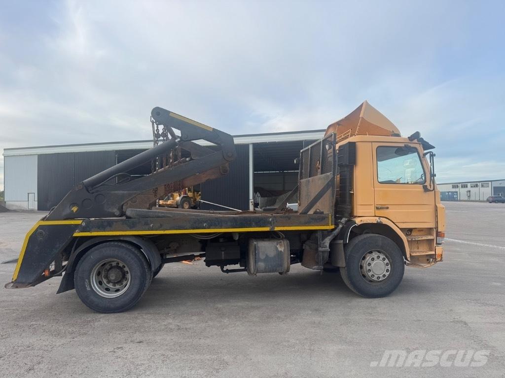 Scania P 82 H Φορτηγά φόρτωσης κάδων