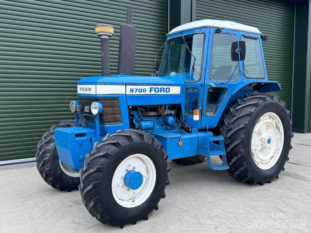 Ford 9700 Τρακτέρ