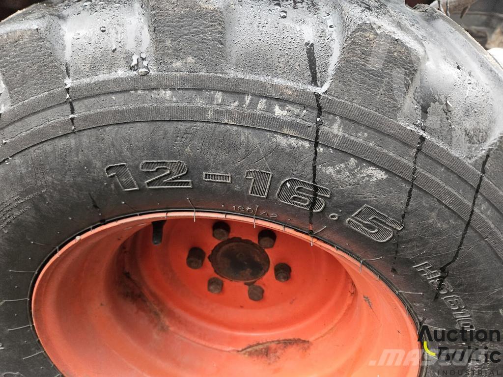 Kioti CK 2810 Τρακτέρ