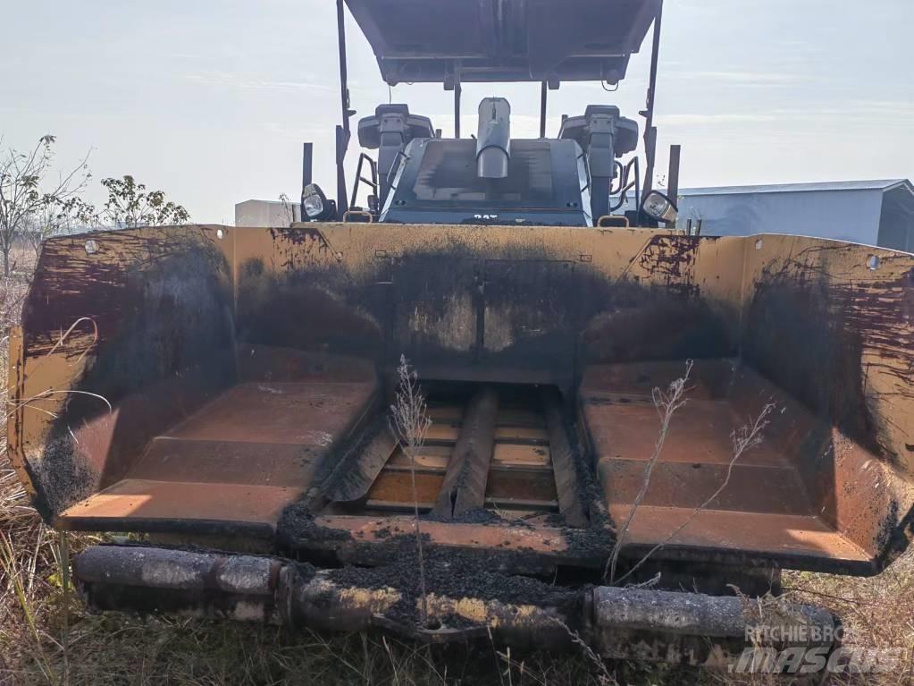 CAT AP655F Επίστρωση ασφάλτου