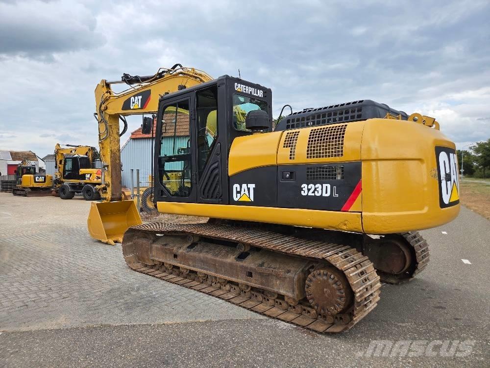 CAT 323DL Εκσκαφείς με ερπύστριες