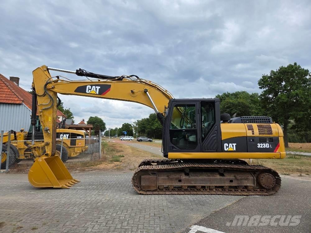 CAT 323DL Εκσκαφείς με ερπύστριες