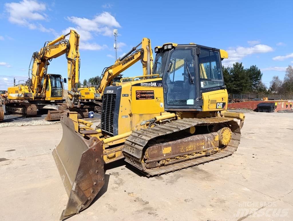 CAT D 4 K Μπουλντόζες με ερπύστριες