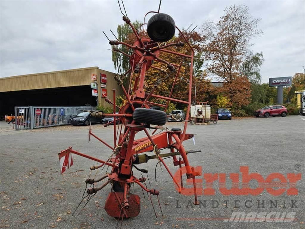 Niemeyer HR 671 Τσουγκράνες και χορτοξηραντικές μηχανές