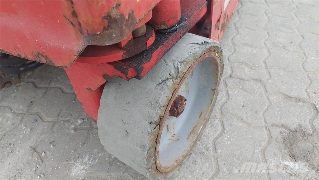 Manitou 78SEC Ανυψωτήρες ψαλιδωτής άρθρωσης