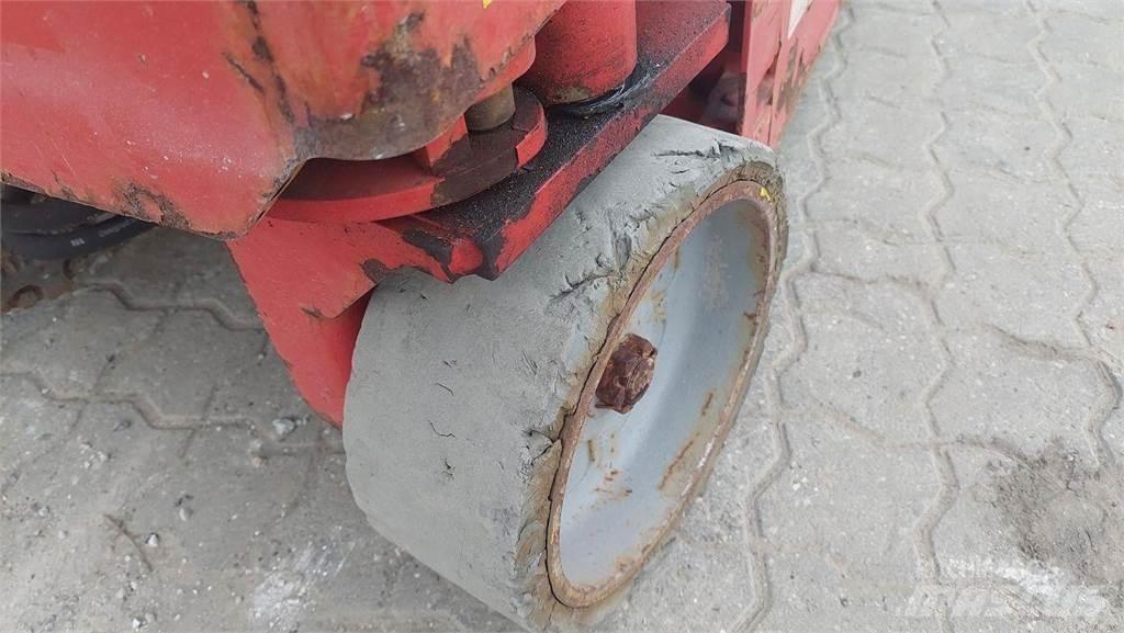 Manitou 78SEC Ανυψωτήρες ψαλιδωτής άρθρωσης