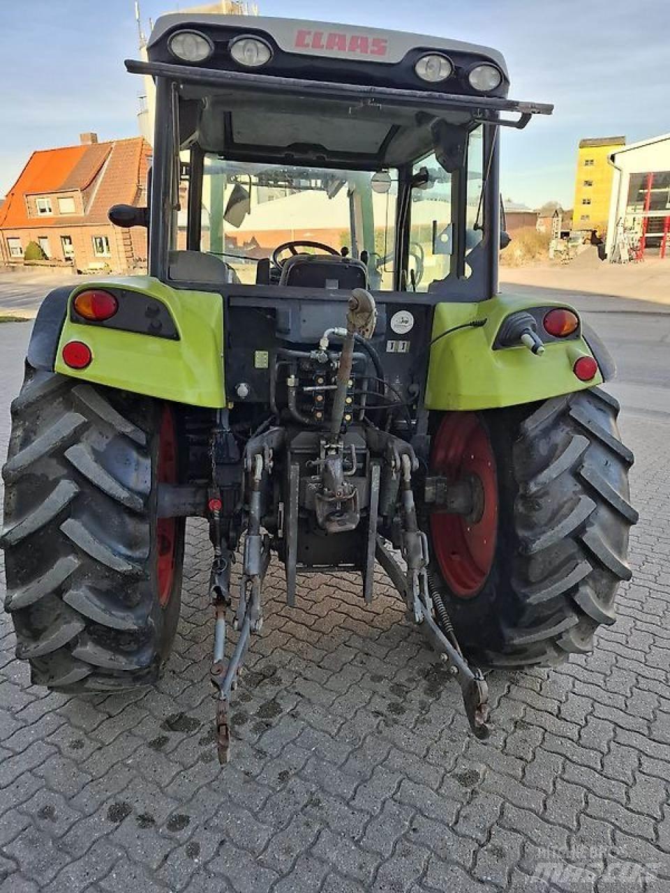 CLAAS AXOS 330 CX Τρακτέρ