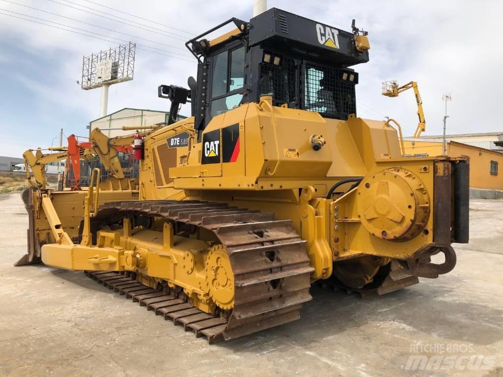 CAT D7E Βαρούλκα