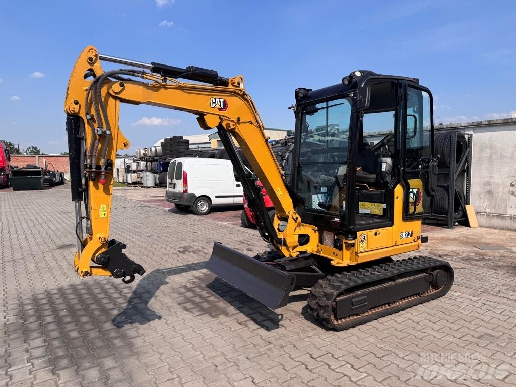 CAT 302.7 D CR Εκσκαφάκι (διαβολάκι) < 7t