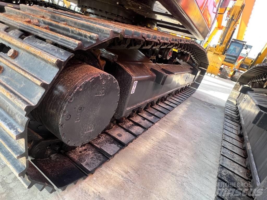 Doosan DX 225 Εκσκαφείς με ερπύστριες