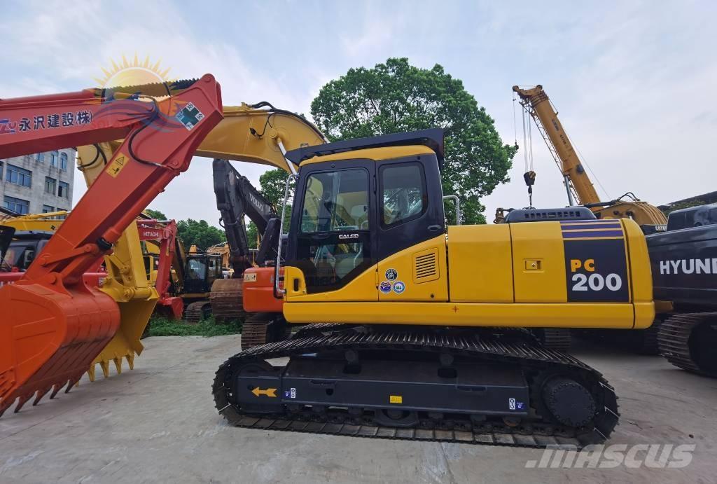 Komatsu PC 200-7 Εκσκαφείς με ερπύστριες