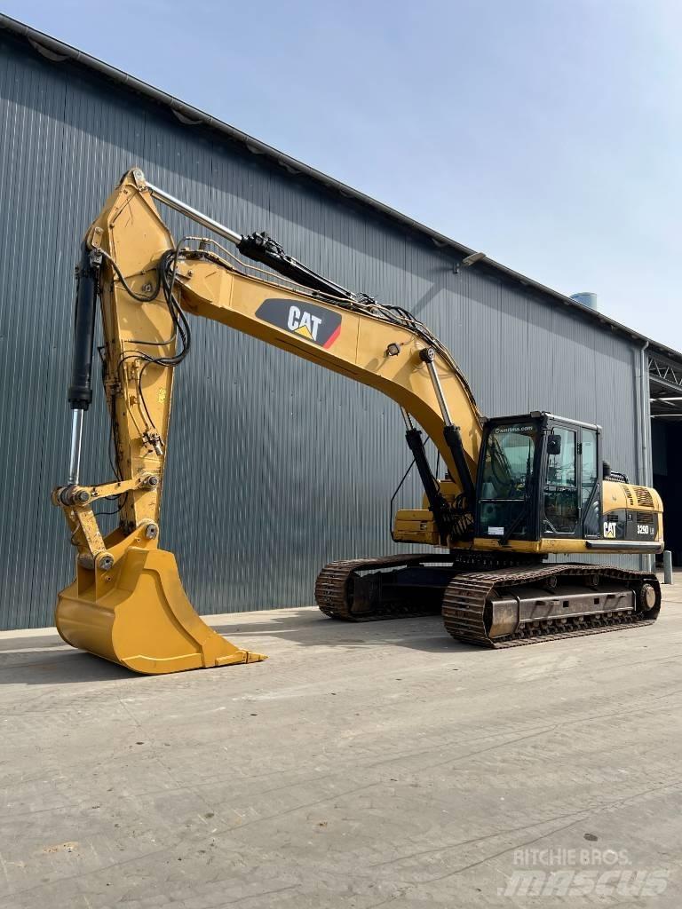 CAT 329D LN Εκσκαφείς με ερπύστριες