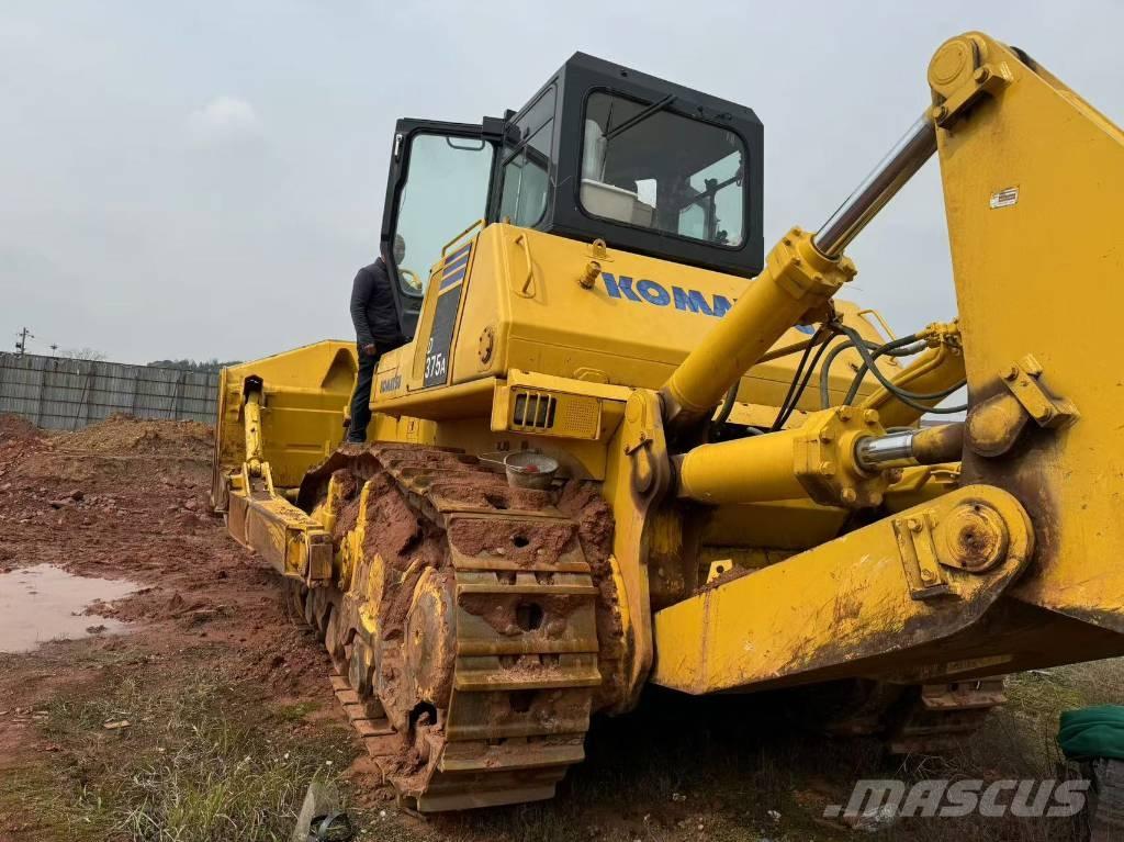 Komatsu D 375 A Μπουλντόζες με ερπύστριες