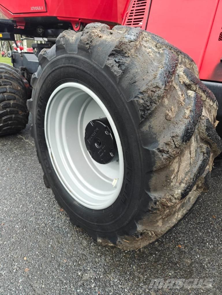 Komatsu 901 TX.1 Θεριζοαλωνιστικές μηχανές