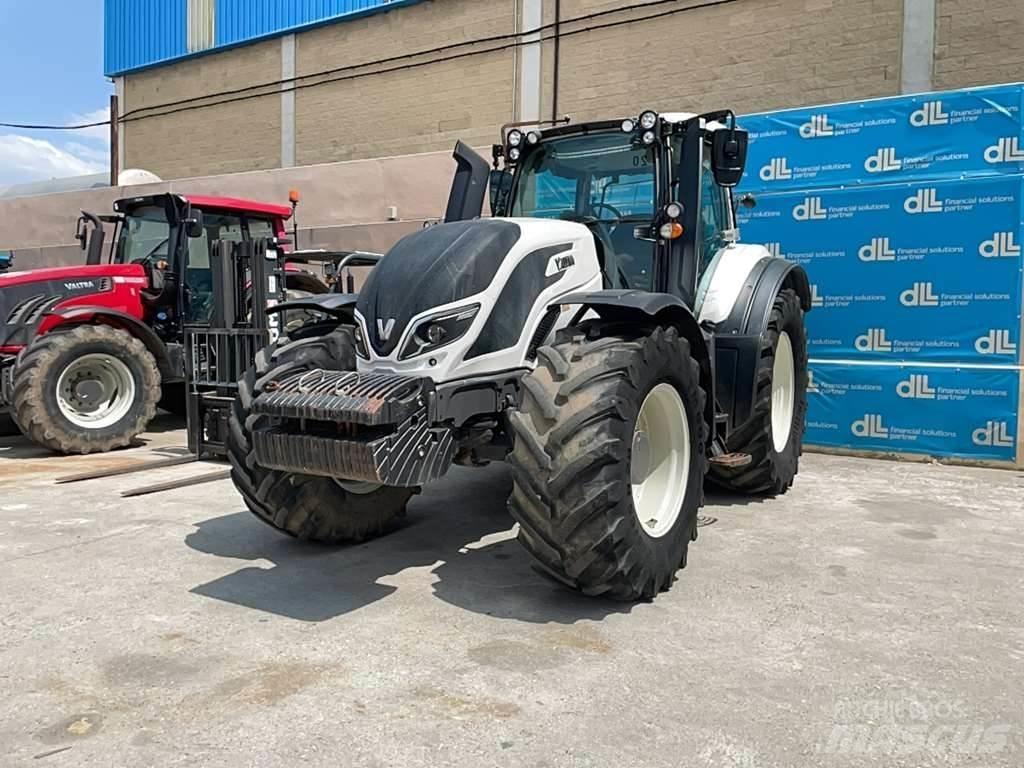 Valtra T174E Τρακτέρ