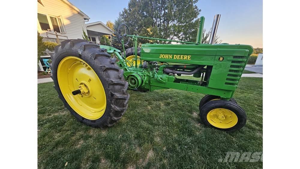 John Deere B Εκσκαφείς