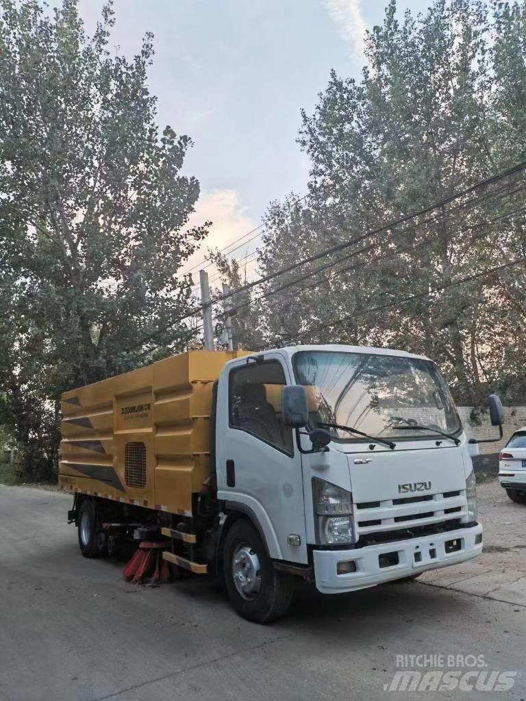 Isuzu ELF Φορτηγά σκούπες