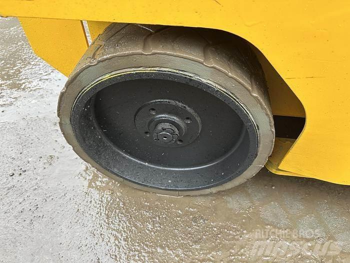JCB S2632E Ανυψωτήρες ψαλιδωτής άρθρωσης