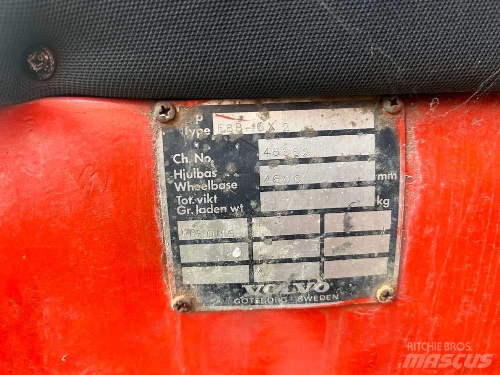 Volvo F 88 Φορτηγά Ανατροπή