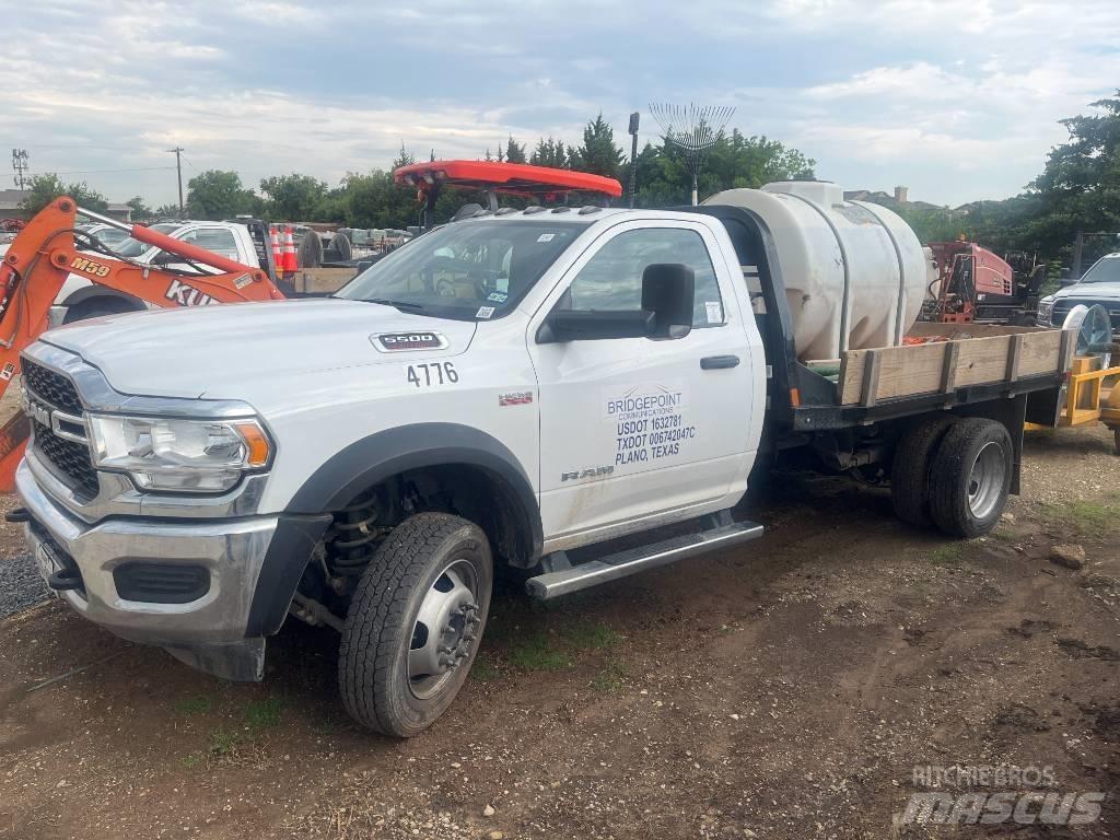 RAM 5500 Φορτηγά Kαρότσα με ανοιγόμενα πλαϊνά