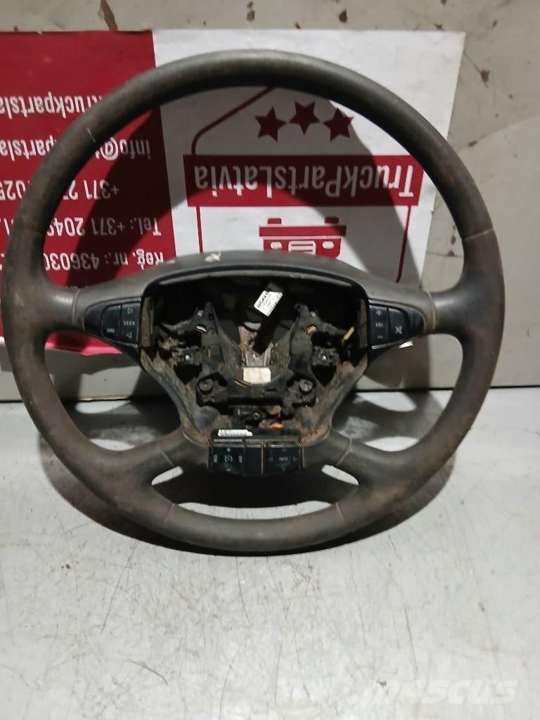 Scania P 420    1495393 Καμπίνες και εσωτερικό