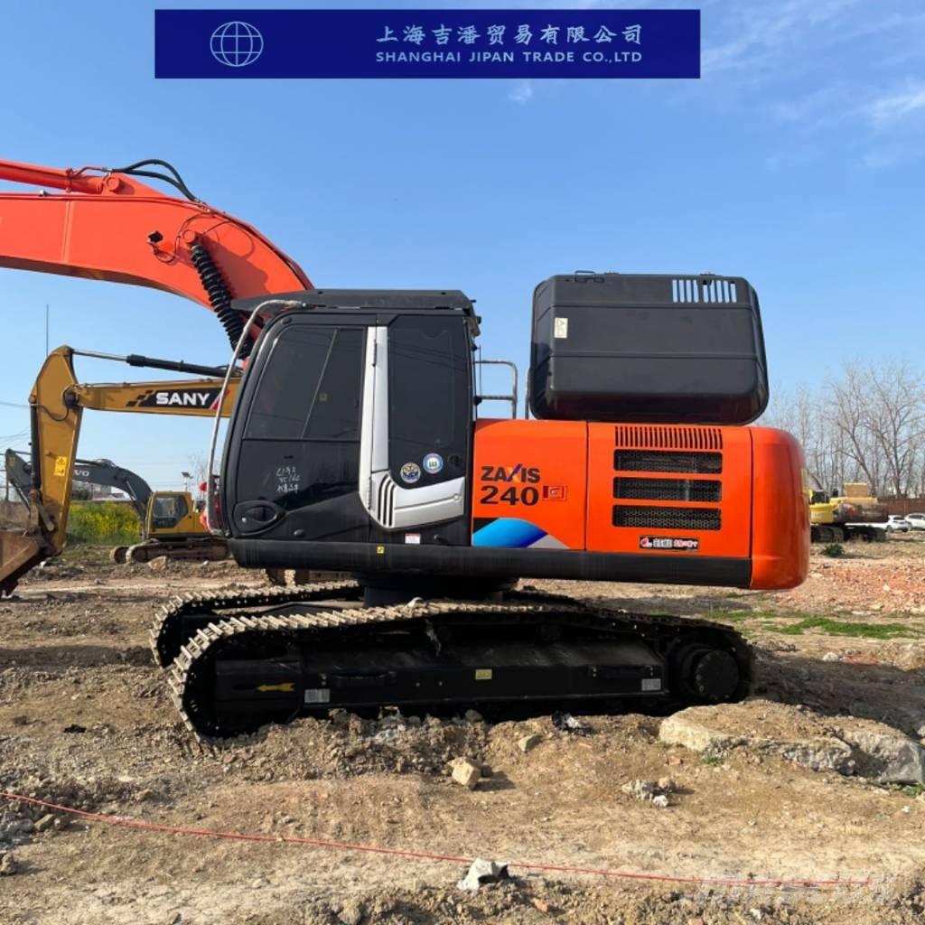 Hitachi ZX 240 Εκσκαφείς με ερπύστριες