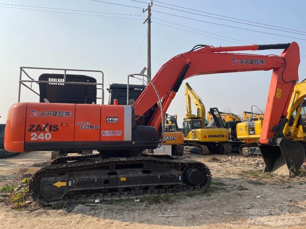 Hitachi ZX 240 Εκσκαφείς με ερπύστριες