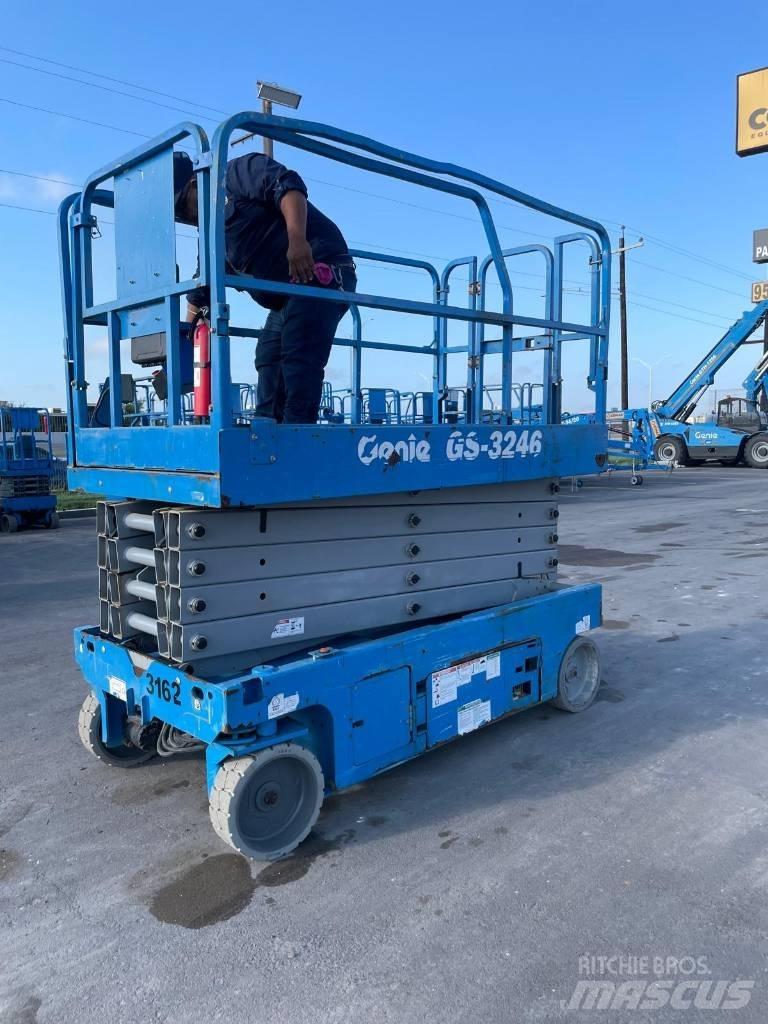 Genie GS 3246 Ανυψωτήρες ψαλιδωτής άρθρωσης