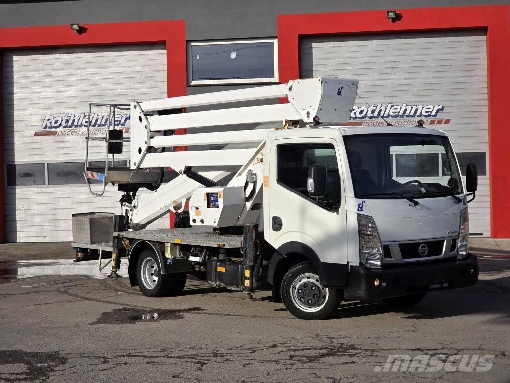 Oil & Steel 2413 Εναέριες πλατφόρμες τοποθετημένες σε φορτηγό