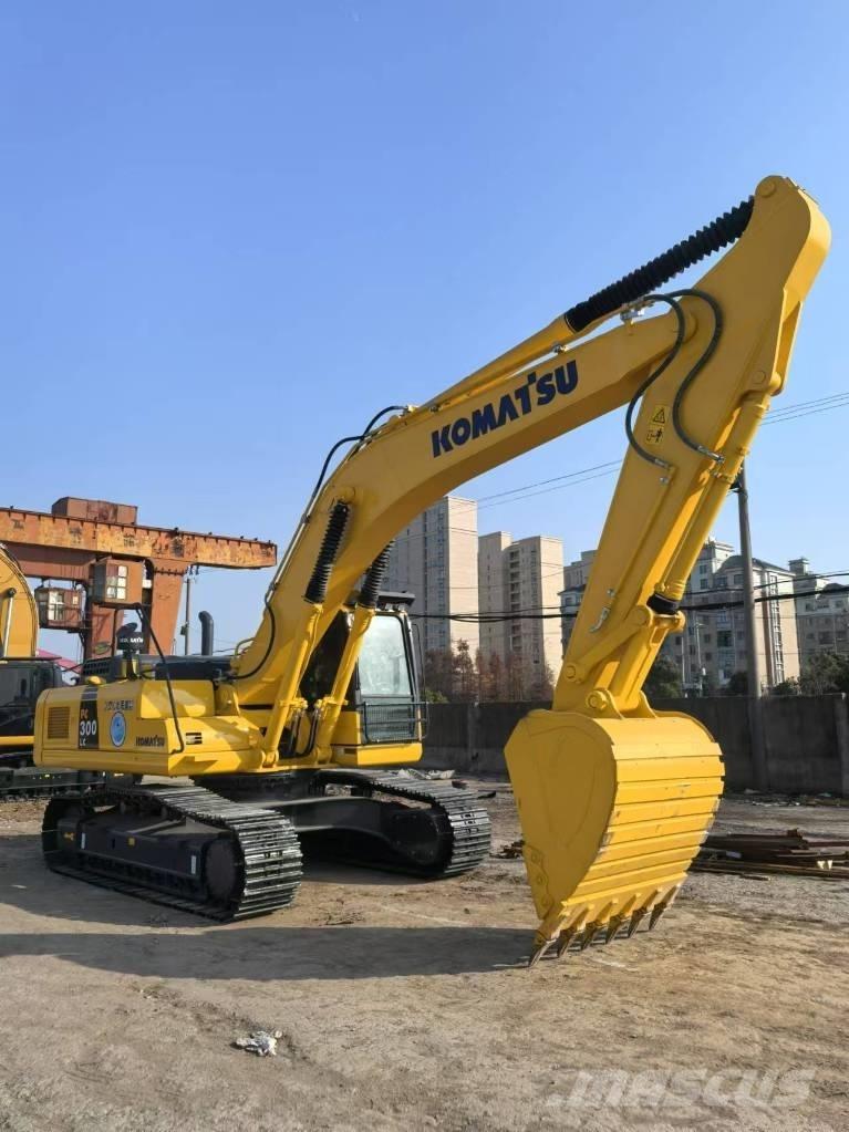 Komatsu PC 300-8 Εκσκαφείς με ερπύστριες