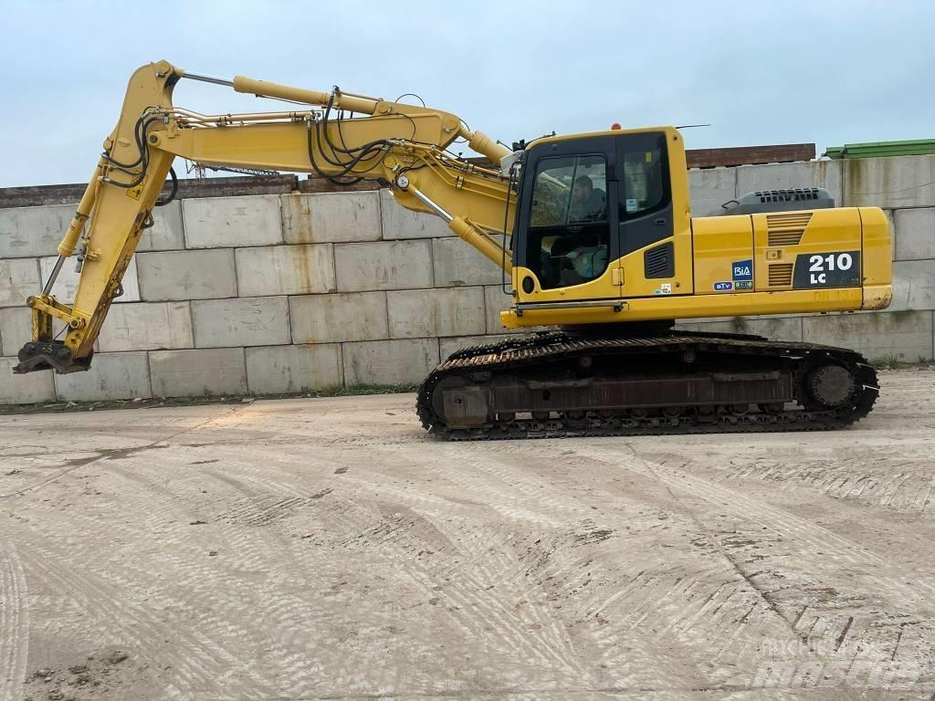 Komatsu PC 210 Εκσκαφείς με ερπύστριες