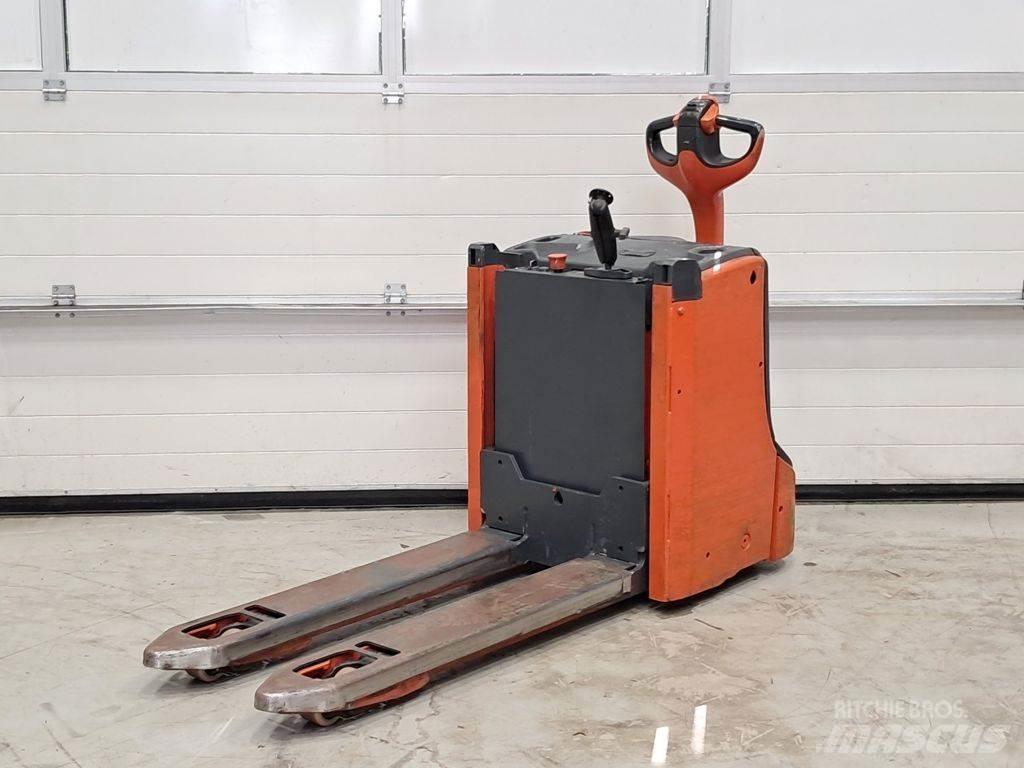 Linde T16L Χειροκίνητο περονοφόρο ανυψωτικό