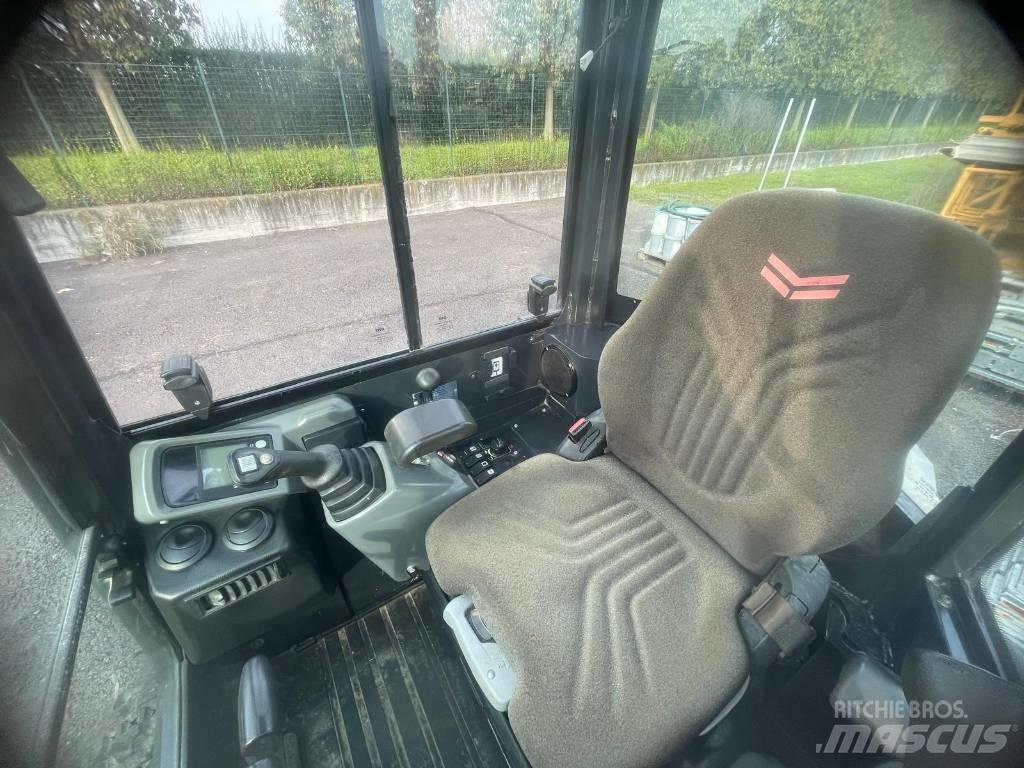 Yanmar Vio 27-6 Εκσκαφάκι (διαβολάκι) < 7t
