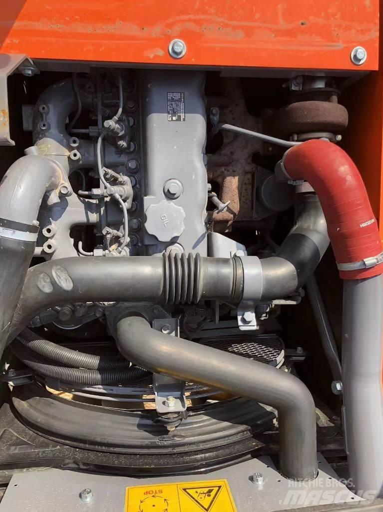 Hitachi ZX 120 Εκσκαφείς με ερπύστριες